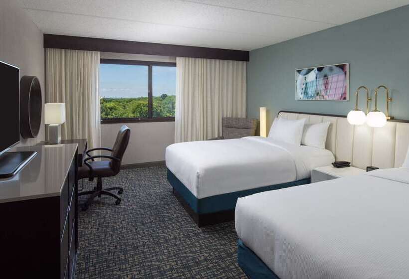 Doubletree By Hilton Hotel Austin Northwest Arboretum