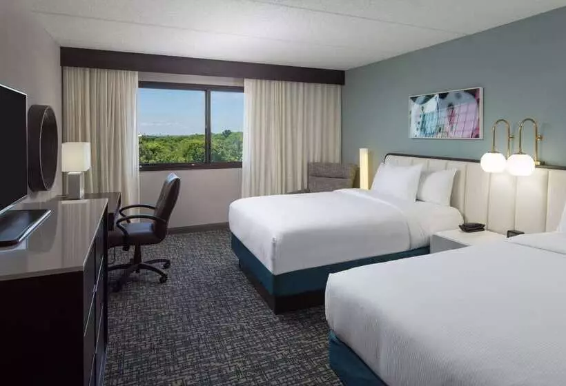 Doubletree By Hilton Hotel Austin Northwest Arboretum