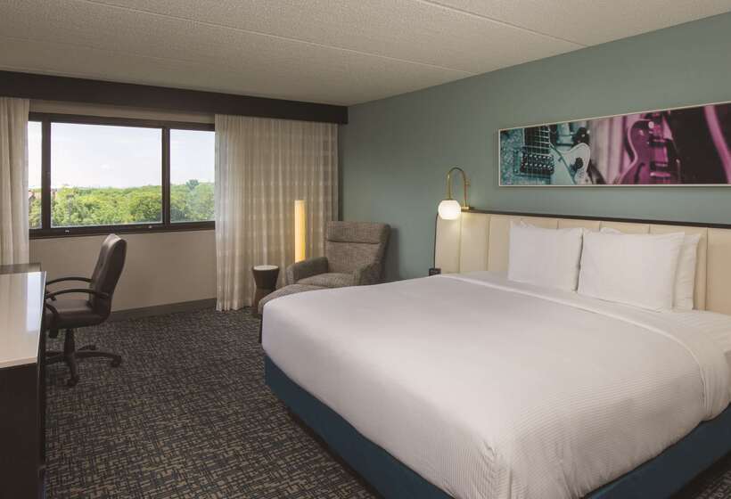 Doubletree By Hilton Hotel Austin Northwest Arboretum