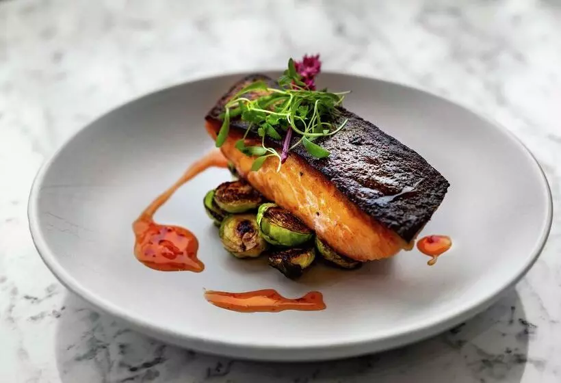 هتل Doubletree By Hilton Manchester Downtown