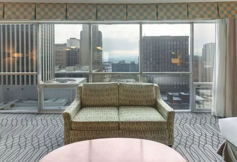 Doubletree By Hilton Hotel St. Paul Downtown