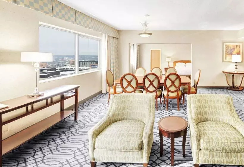 Doubletree By Hilton Hotel St. Paul Downtown