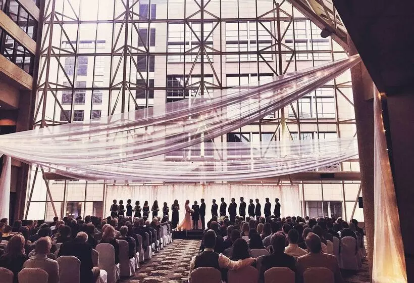 Doubletree By Hilton Hotel St. Paul Downtown