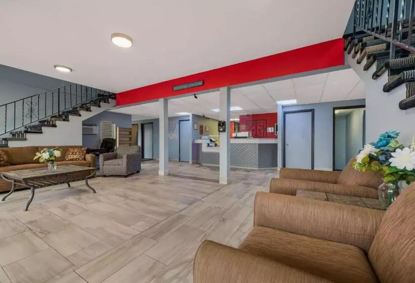 فندق Baymont By Wyndham Iron Mountain