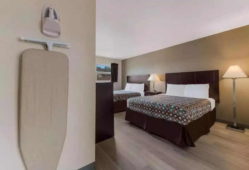 فندق Baymont By Wyndham Iron Mountain