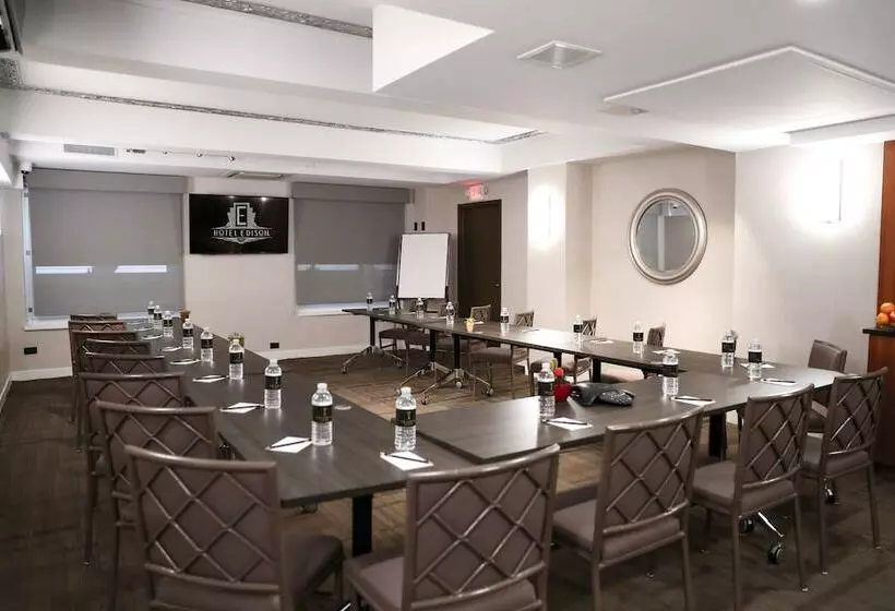 호텔 Edison Times Square