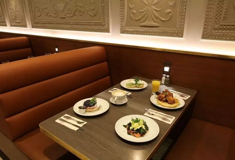 호텔 Edison Times Square