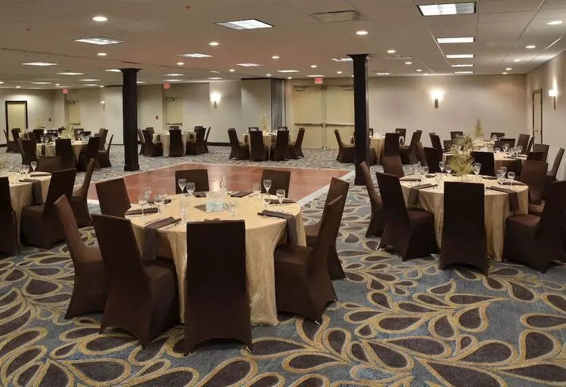 호텔 Holiday Inn Canton Belden Village, An Ihg