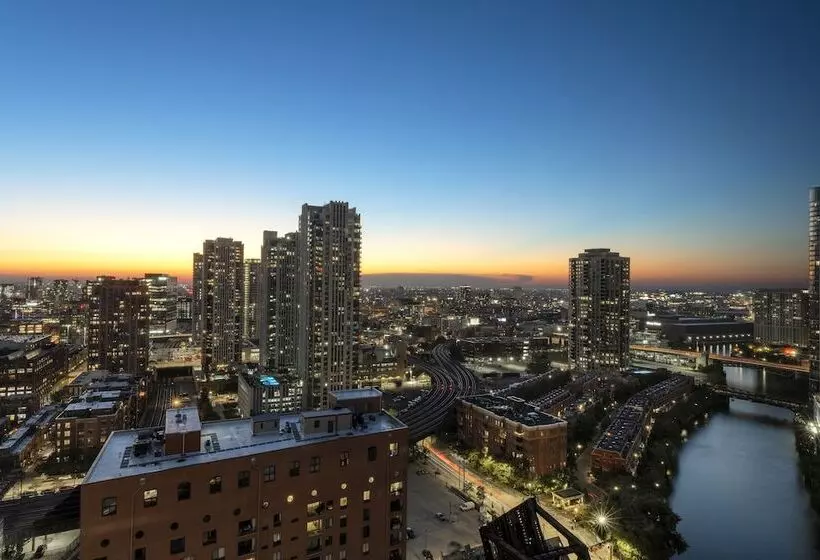 هتل Holiday Inn Chicago Dwtn   The Mart By Ihg
