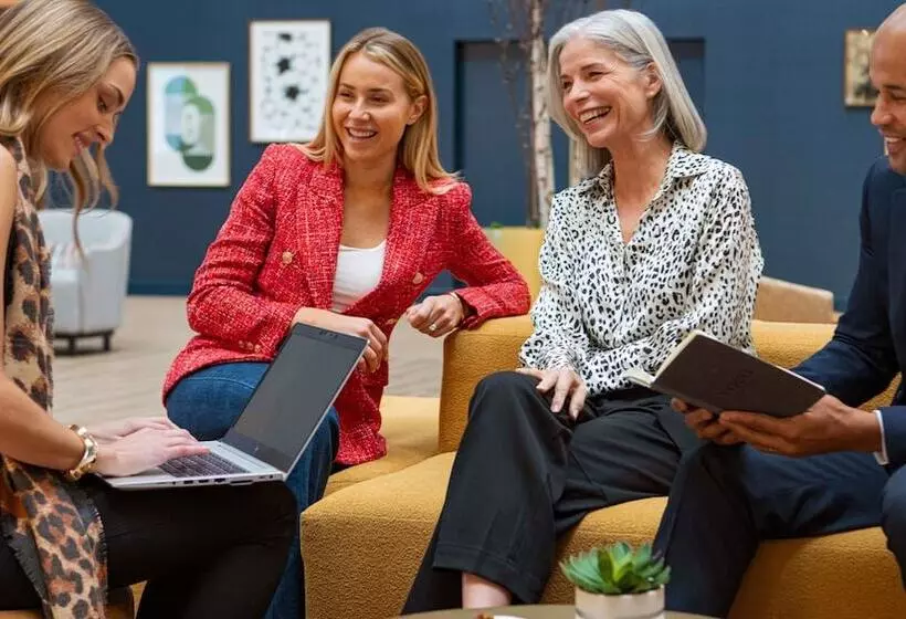 هتل Holiday Inn Chicago Dwtn   The Mart By Ihg