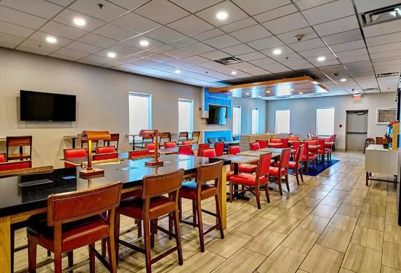 ホテル Holiday Inn Express Charleston Civic Center, An Ihg