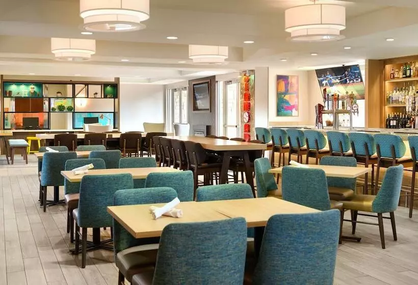 Отель Holiday Inn Oakland Airport, An Ihg