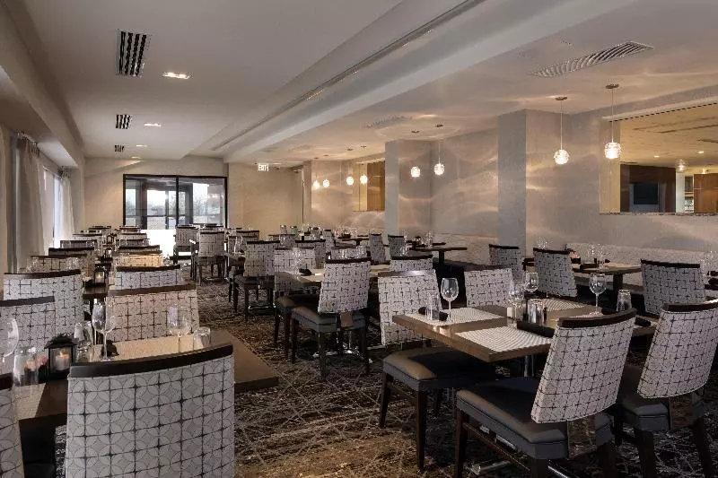 酒店 Holiday Inn Washington College Pk I 95