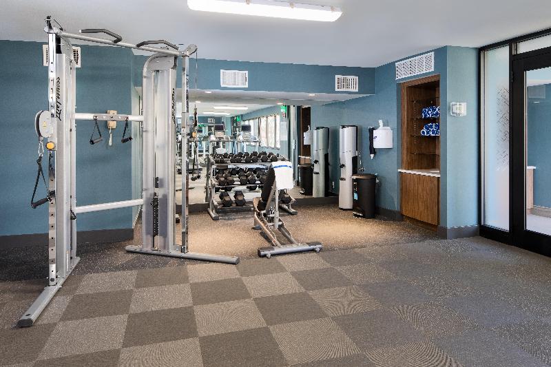 فندق Holiday Inn Washington College Pk I 95