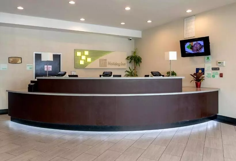 Отель Holiday Inn West Covina, An Ihg