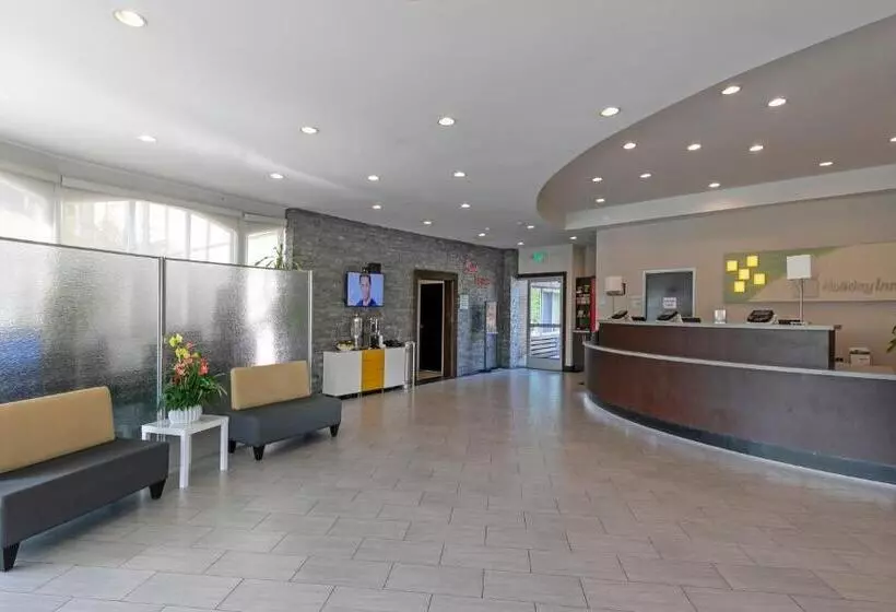 Отель Holiday Inn West Covina, An Ihg