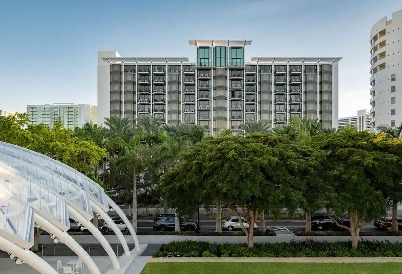 هتل Hyatt Regency Sarasota