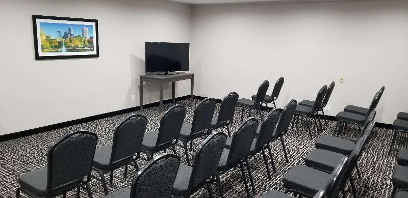 فندق La Quinta Inn & Suites By Wyndham Indianapolis Downtown