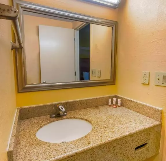 ホテル M Morgantown   Wvu Area