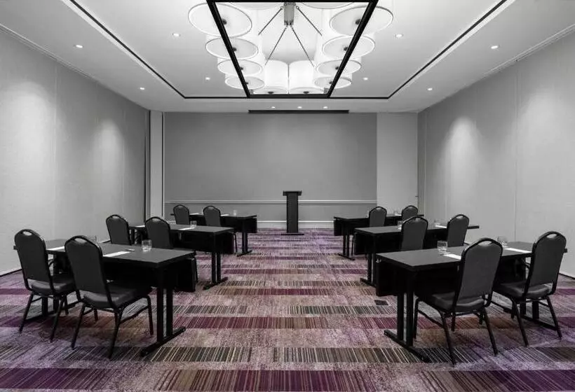 ホテル Pleasanton Marriott