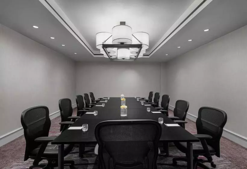 ホテル Pleasanton Marriott