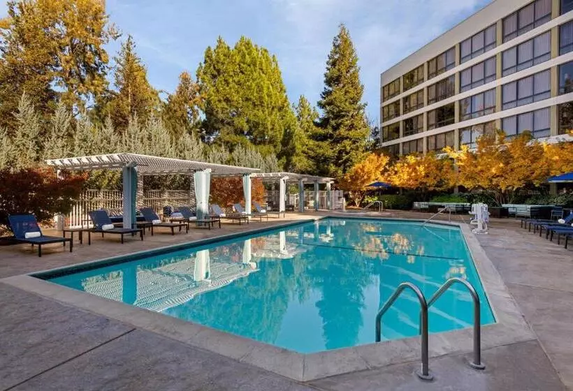 ホテル Pleasanton Marriott