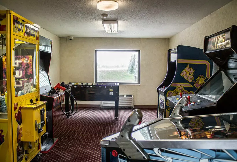 Отель Quality Inn & Conference Center