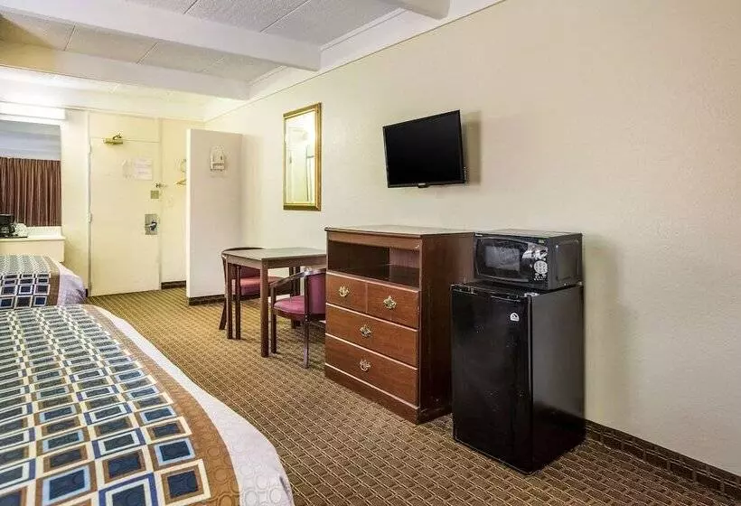 Hotel Super 8 By Wyndham Macon Ga