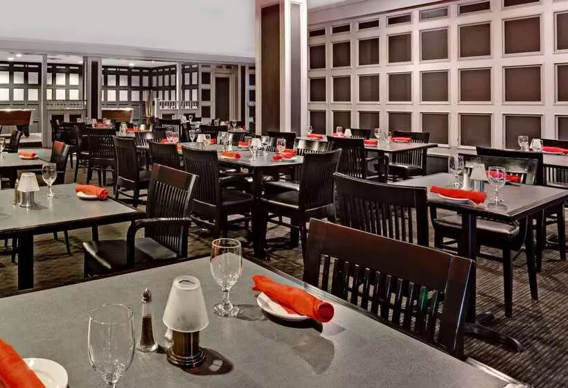 فندق Wyndham Garden Norfolk Downtown