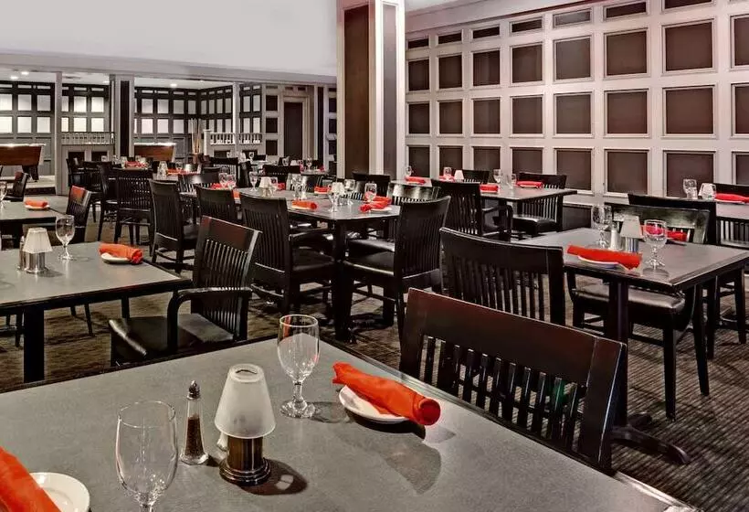 فندق Wyndham Garden Norfolk Downtown