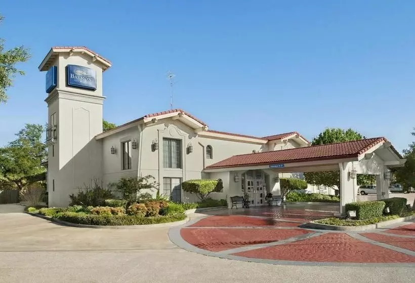 בית מלון כפרי Baymont By Wyndham Longview