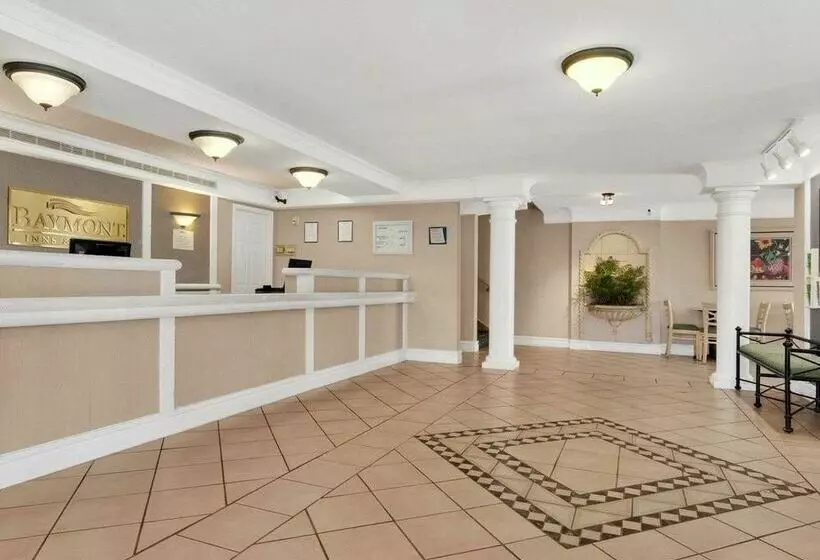 בית מלון כפרי Baymont By Wyndham Longview