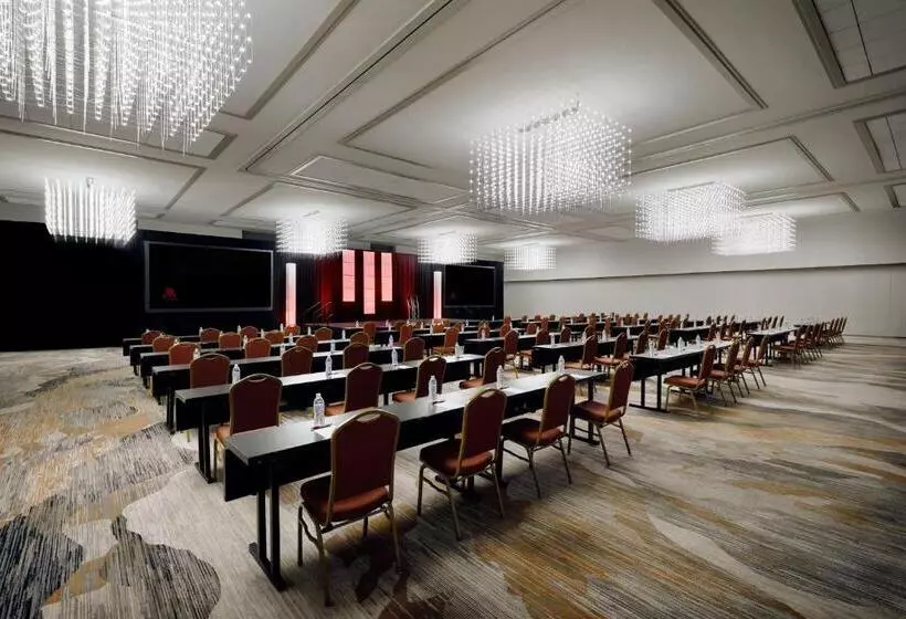 בית מלון כפרי Chicago Marriott Oak Brook