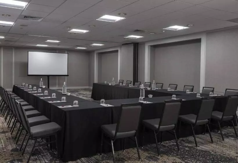 Отель Chicago Marriott Schaumburg