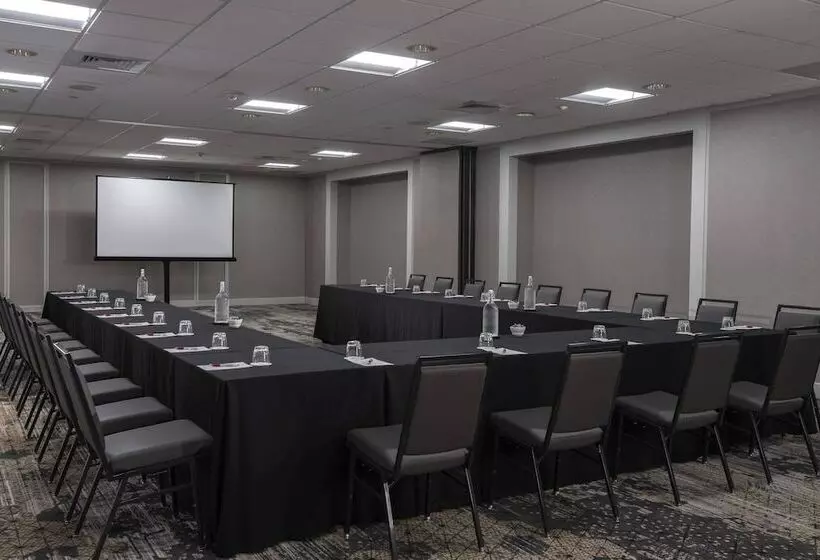 Отель Chicago Marriott Schaumburg