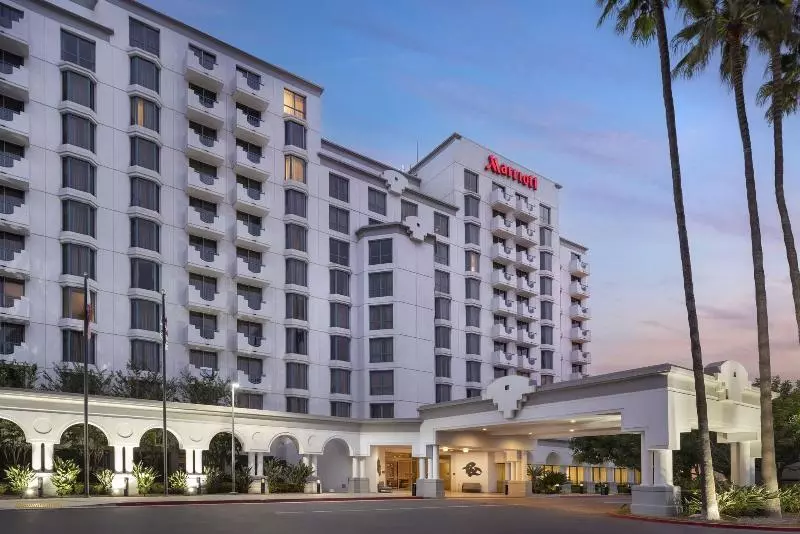Szálloda Costa Mesa Marriott