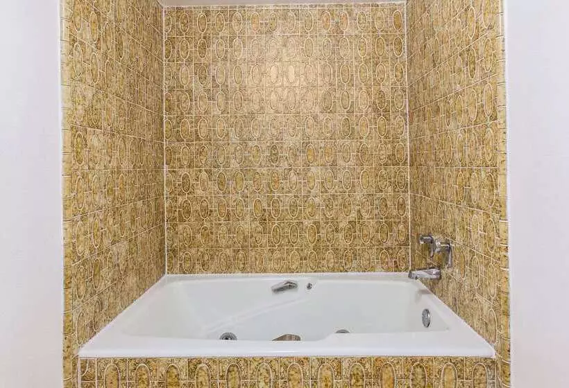 فندق Days Inn By Wyndham Camarillo  Ventura