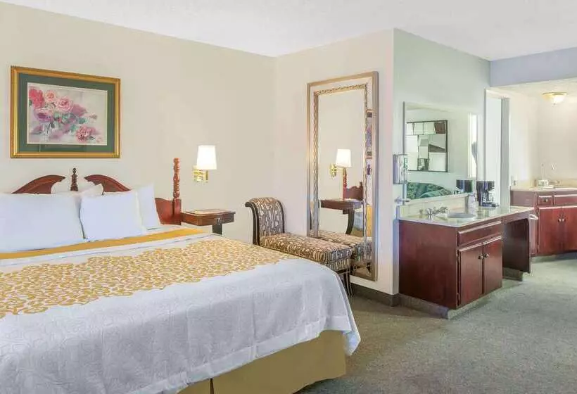 فندق Days Inn By Wyndham Camarillo  Ventura