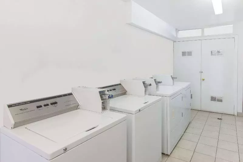 فندق Days Inn By Wyndham Camarillo  Ventura