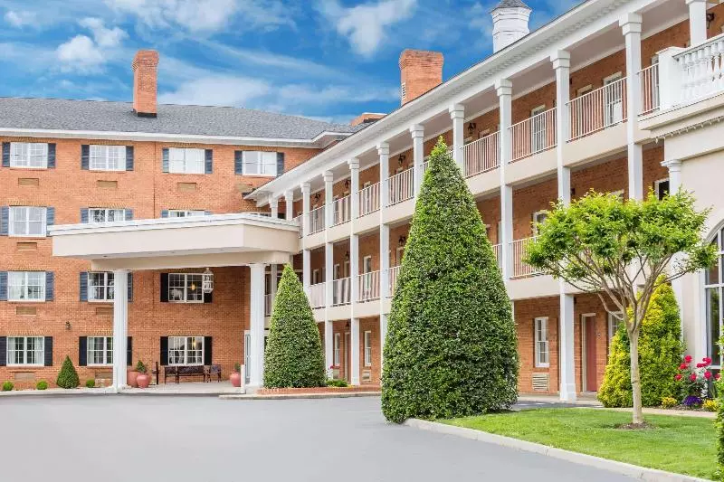 Отель Days Inn By Wyndham Williamsburg Historic Area