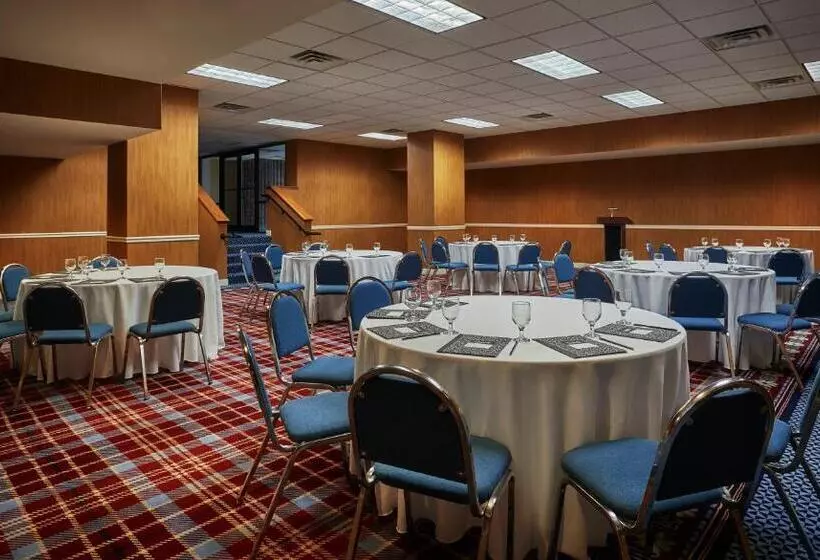 فندق Graduate By Hilton Lincoln