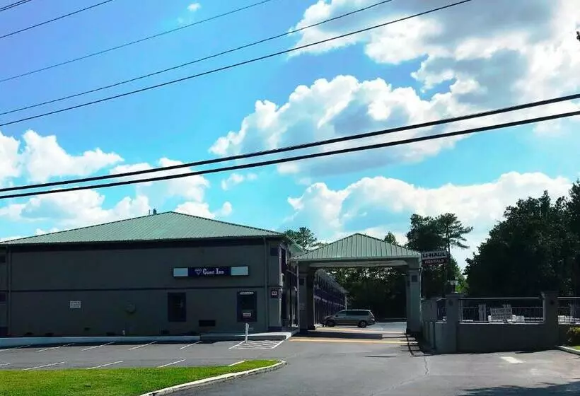 Otel Guest Inn Austell