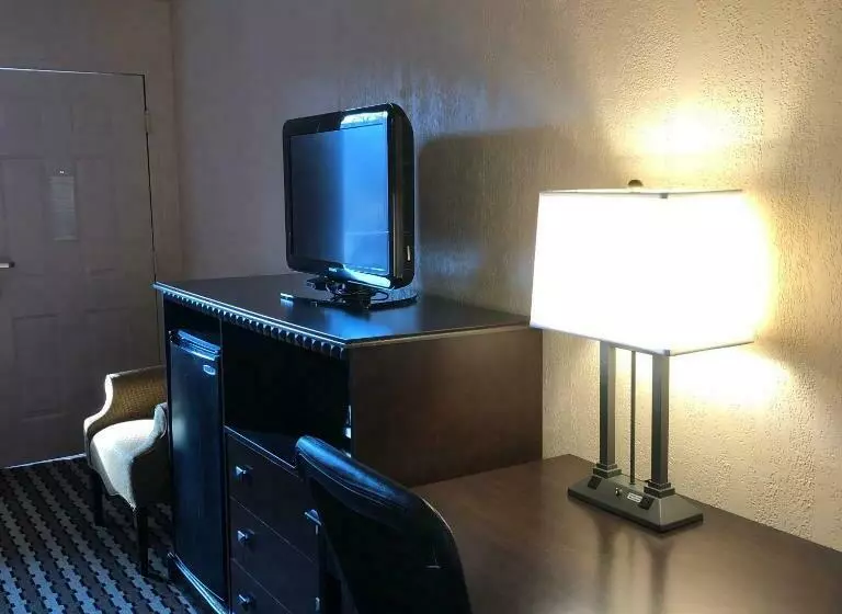 Otel Guest Inn Austell