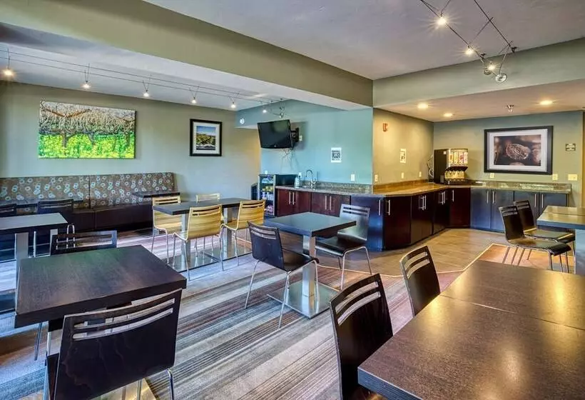 酒店 La Cuesta Inn