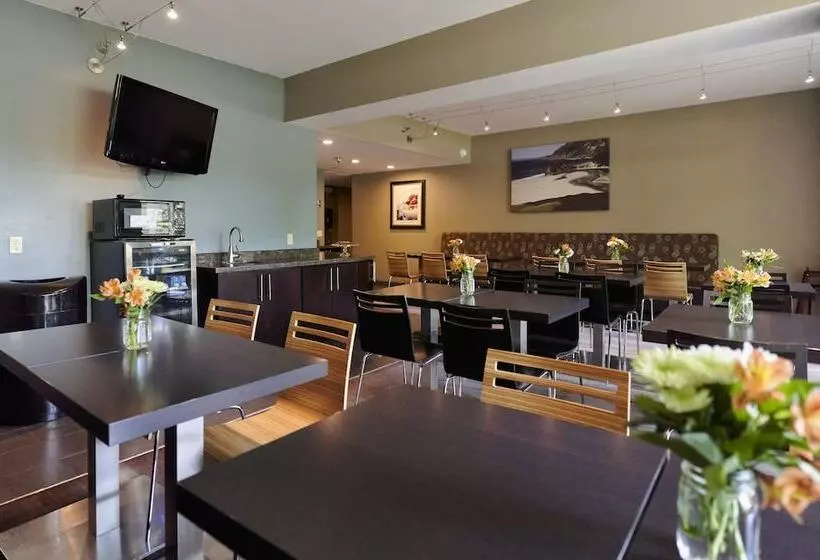 酒店 La Cuesta Inn