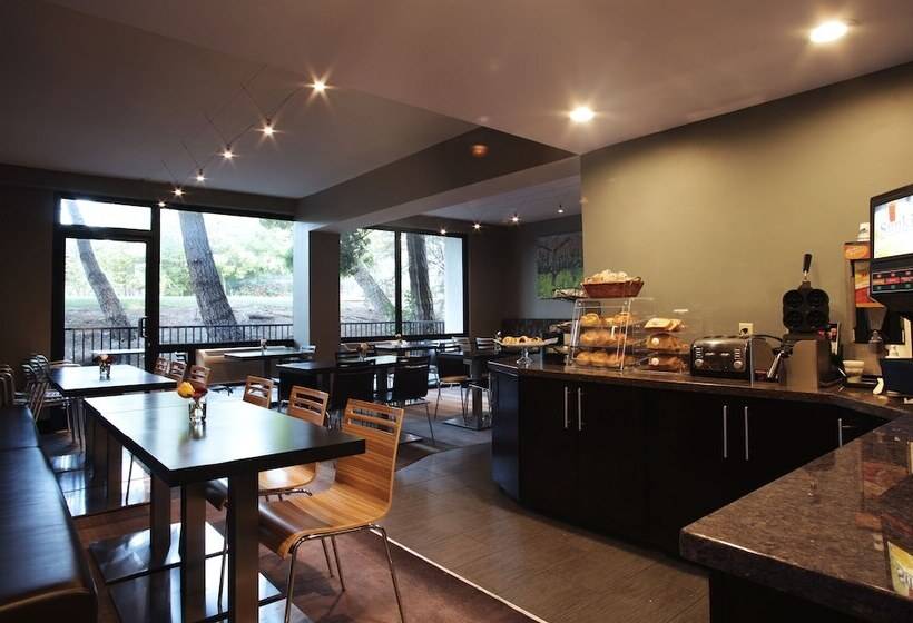 هتل La Cuesta Inn