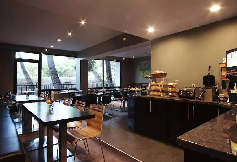 酒店 La Cuesta Inn