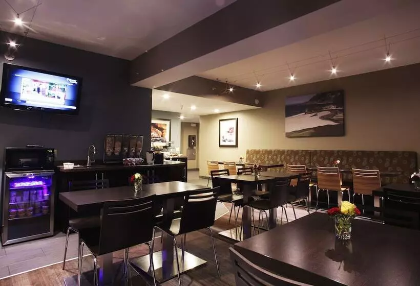 酒店 La Cuesta Inn