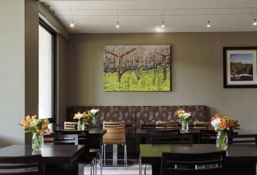 هتل La Cuesta Inn