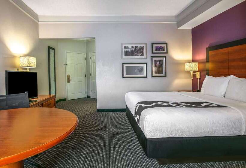 فندق La Quinta By Wyndham Dallas North Central